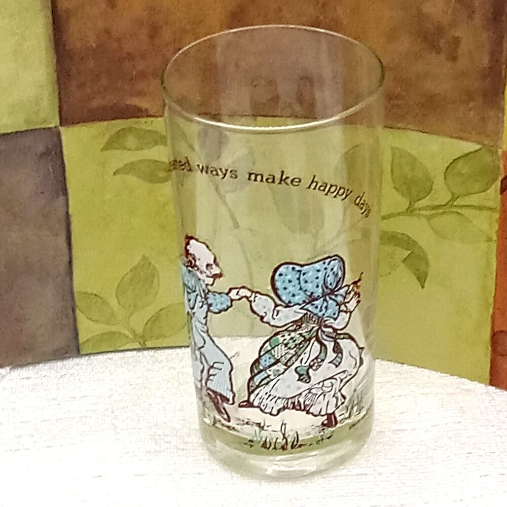 HOLLY HOBBIE Happy Series Drinking Glass Dancing Grandpa Lighthearted Ways 8 oz